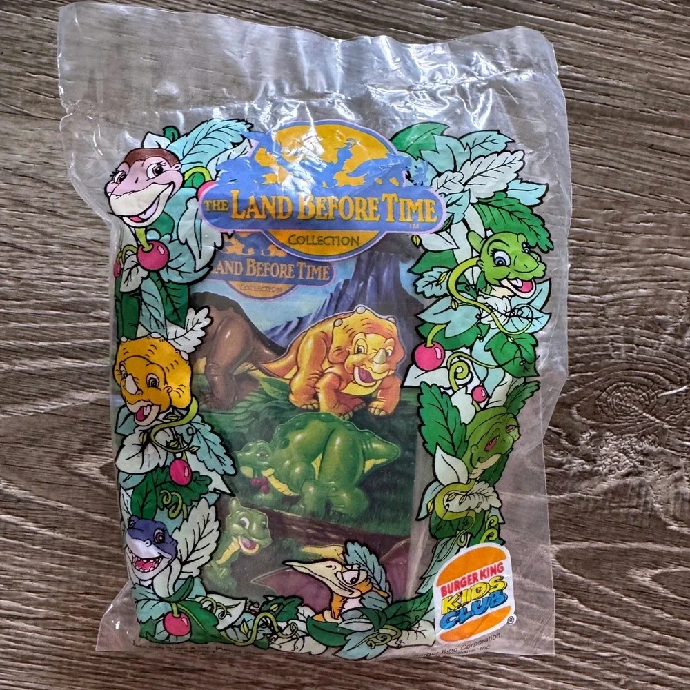 Vintage 1997 Burger King Land Before Time Cera Triceratops Toy Sealed Kids Meal